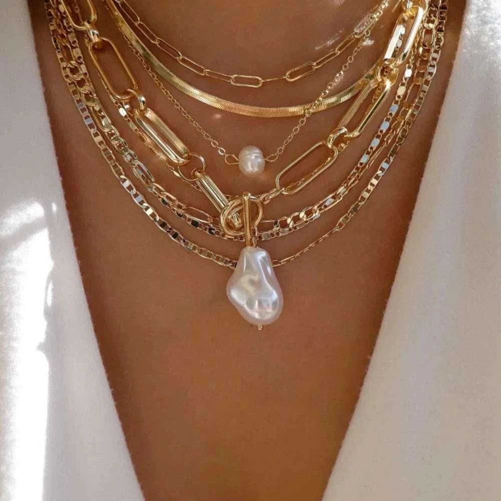 Gold Color Necklace.