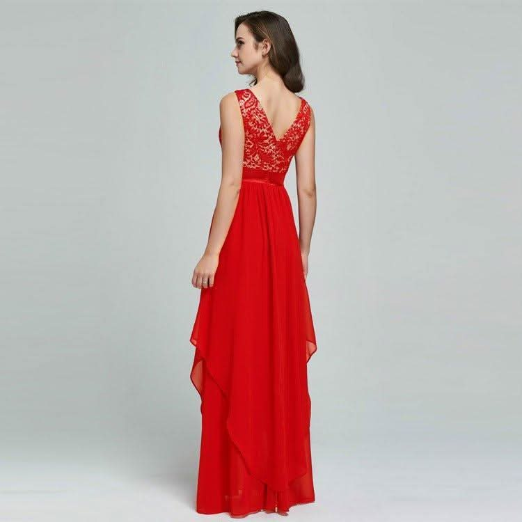 Lace spliced chiffon dress.